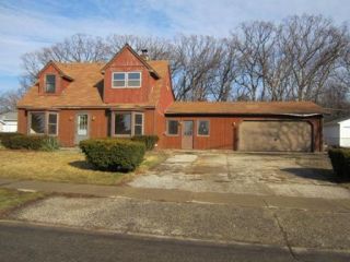 Foreclosed Home - 316 N ROSEDALE CT, 60073