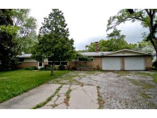 Foreclosed Home - 39 S LEONARD RD, 60074