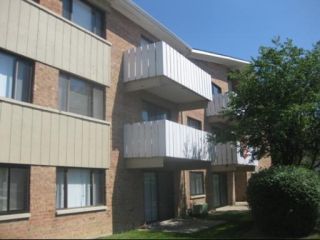 Foreclosed Home - 2000 BAYSIDE DR UNIT 314, 60074