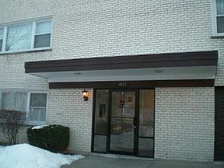 Foreclosed Home - 4633 MADISON ST APT 304, 60076