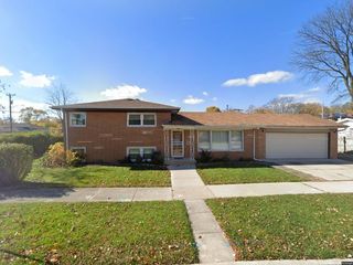 Foreclosed Home - 9606 KEELER AVE, 60076