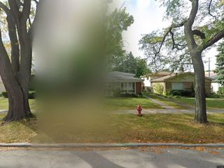 Foreclosed Home - 9928 CRAWFORD AVE, 60076