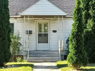 Foreclosed Home - 2501 W RIDGELAND AVE, 60085