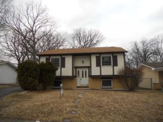 Foreclosed Home - 2112 DEVONSHIRE RD, 60087