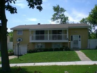 Foreclosed Home - 2124 CASTLE CT, 60087