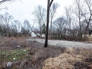 Foreclosed Home - 38724 N GREEN BAY RD, 60087