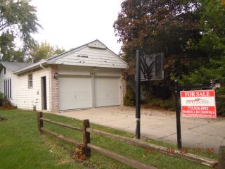 Foreclosed Home - 860 WOODHOLLOW LN, 60089