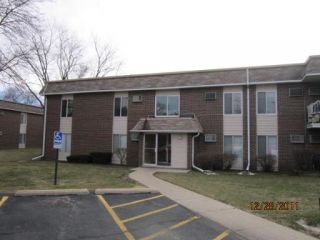 Foreclosed Home - 1115 MILLER LN APT 202, 60089