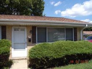 Foreclosed Home - 839 VALLEY STREAM DR APT A, 60090