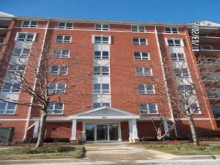Foreclosed Home - 100 N MILWAUKEE AVE APT 201, 60090