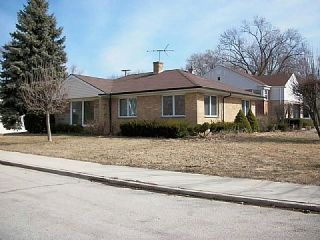 Foreclosed Home - 2048 CENTRAL AVE, 60091