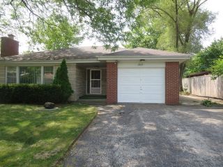 Foreclosed Home - 2717 Hawthorn Ln, 60091
