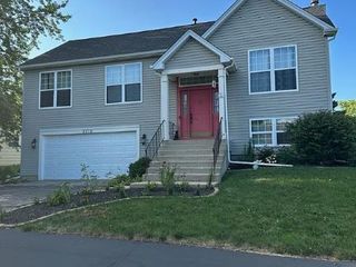 Foreclosed Home - 2019 ASPEN DR, 60098