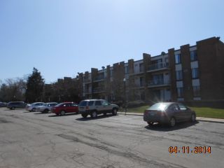 Foreclosed Home - 300 W FULLERTON AVE APT 130, 60101