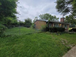 Foreclosed Home - 1212 RATTRAY DR, 60102