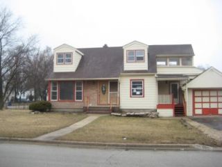 Foreclosed Home - 455 S CENTER ST, 60106