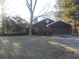 Foreclosed Home - 17w 141 White Pine Rd, 60106