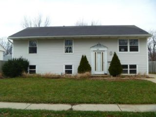 Foreclosed Home - 820 SUMAC DR, 60107