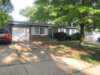 Foreclosed Home - 115 WOODCREST CIR, 60107