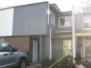 Foreclosed Home - 2015 BERKSHIRE CIR UNIT F, 60110