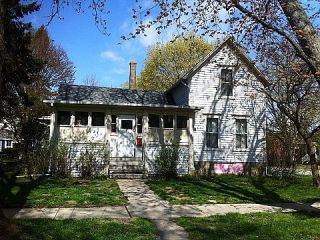 Foreclosed Home - 403 S 5TH ST, 60115