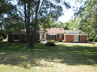 Foreclosed Home - 108 THOROBRED LN, 60118
