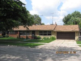 Foreclosed Home - 802 FORD AVE, 60120