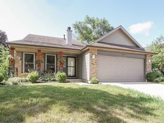 Foreclosed Home - 1211 LONGFORD CIR, 60120