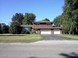 Foreclosed Home - 1230 FOREST DR, 60123