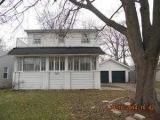 Foreclosed Home - 228 Melrose Ave, 60123