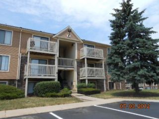 Foreclosed Home - 464 GREGORY AVE APT 1B, 60139