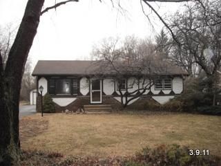 Foreclosed Home - 1S102 LAWLER AVE, 60148
