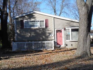 Foreclosed Home - 52 W Le Moyne Ave, 60148