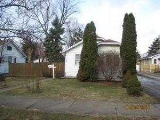 Foreclosed Home - 104 N Westmore Ave, 60148