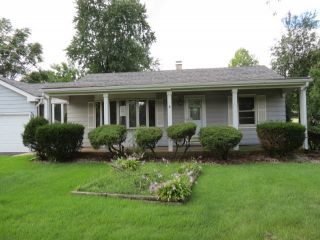Foreclosed Home - 1104 S Ahrens Ave, 60148