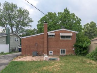 Foreclosed Home - 505 N MAIN ST, 60148