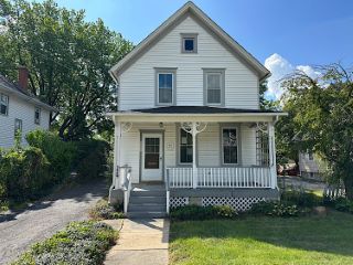 Foreclosed Home - 229 W ASH ST, 60148