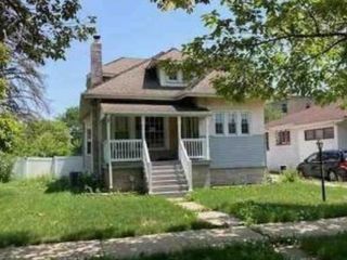 Foreclosed Home - 1835 S 6TH AVE, 60153