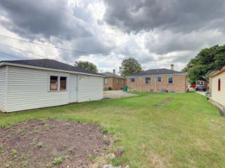 Foreclosed Home - 1647 MAYFAIR AVE, 60154