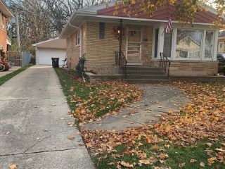 Foreclosed Home - 2244 TERRY LN W, 60155