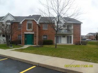 Foreclosed Home - 1331 CUNAT CT APT 1B, 60156