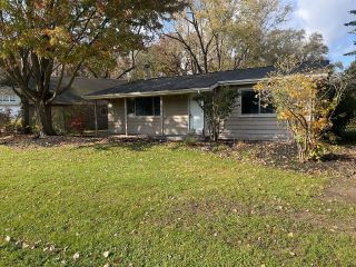 Foreclosed Home - 804 MENOMINEE DR, 60156