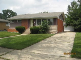 Foreclosed Home - 4921 Sunnyside Dr, 60162
