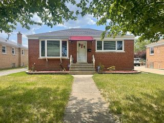 Foreclosed Home - 432 N FOREST AVE, 60162