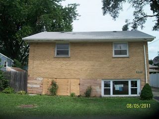 Foreclosed Home - 10124 W MEDILL AVE, 60164
