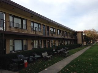 Foreclosed Home - 40 King Arthur Ct Apt 12, 60164
