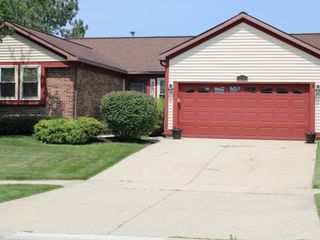 Foreclosed Home - 1210 JOHN DR, 60169