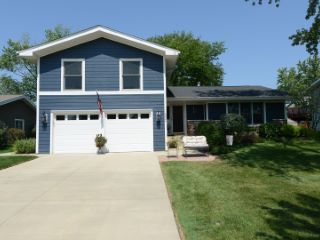Foreclosed Home - 1050 NOTTINGHAM LN, 60169