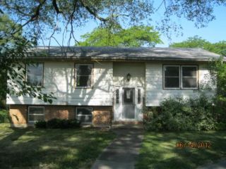 Foreclosed Home - 1701 S 7TH AVE, 60174