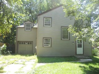 Foreclosed Home - 915 South Ave, 60174